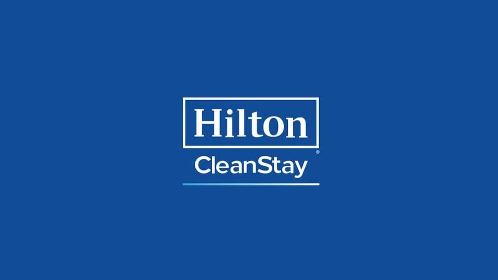 Hampton & 3* Denton