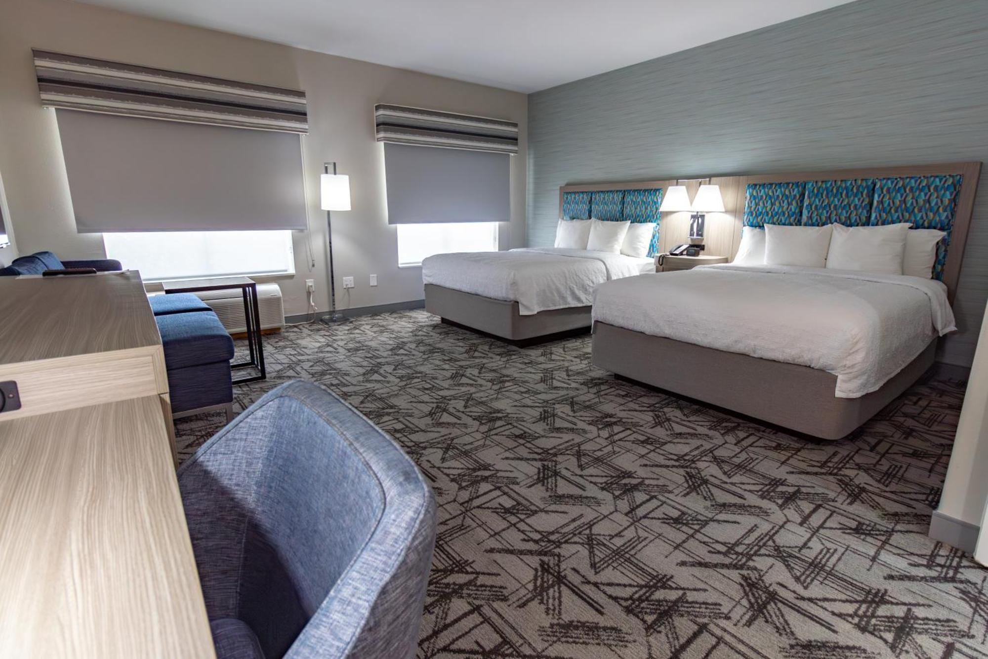 Hotel Hampton & 3*