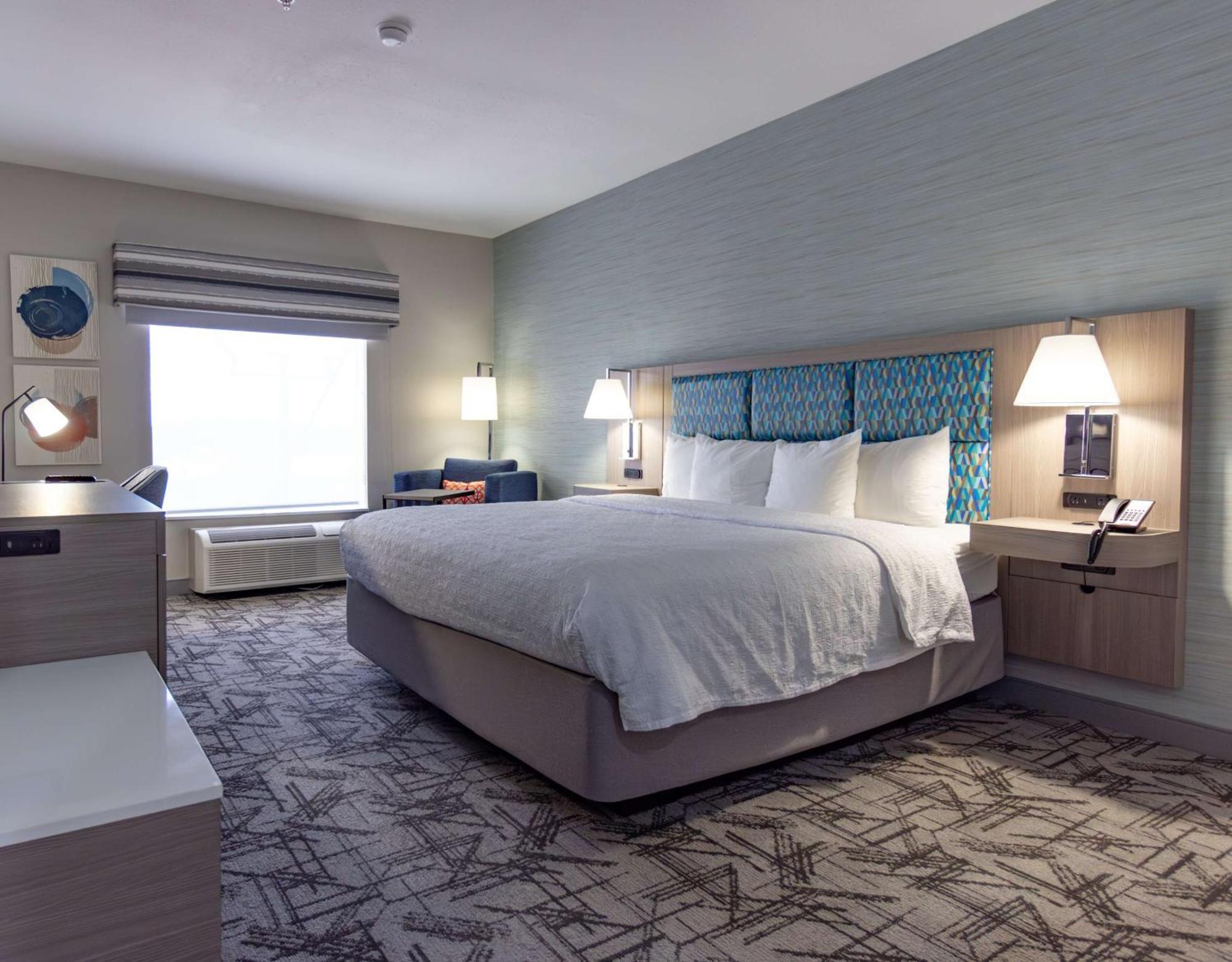 Hotel Hampton &