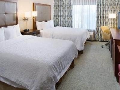 Hotel Hampton & 3*